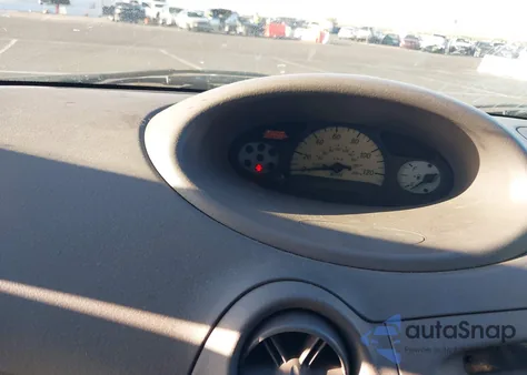 2000 Toyota Echo из США, поврежденный, VIN JTDBT1230Y0083745